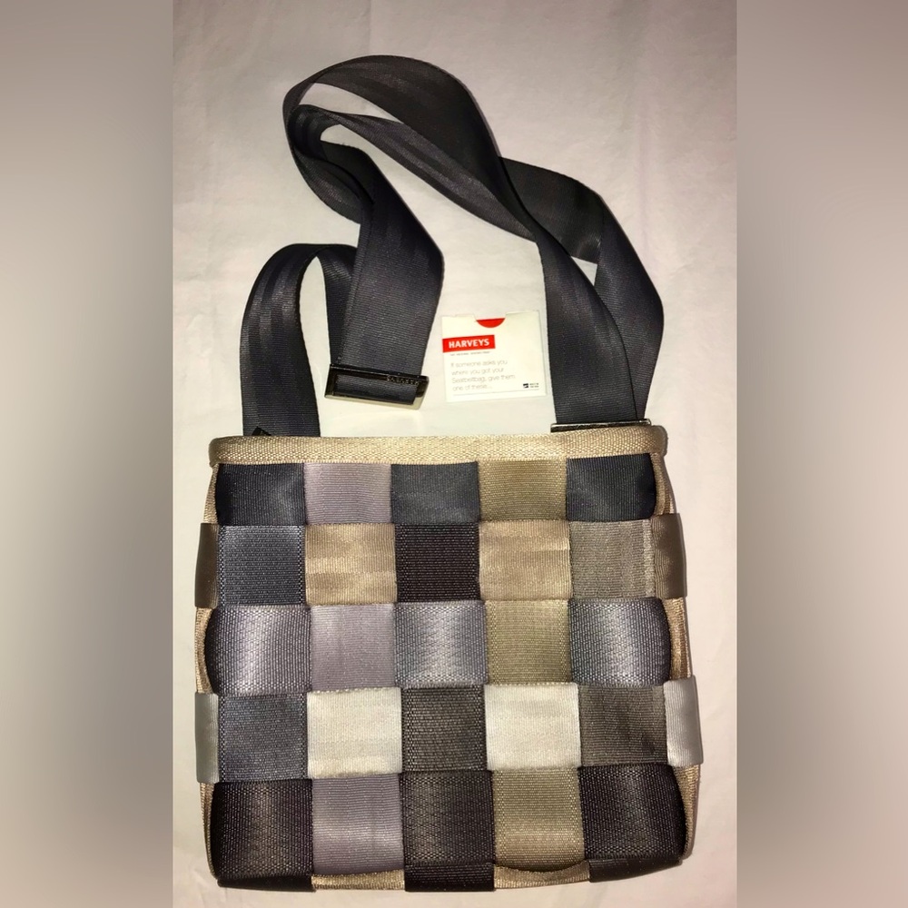 Harvey's The Original Seatbelt Purse